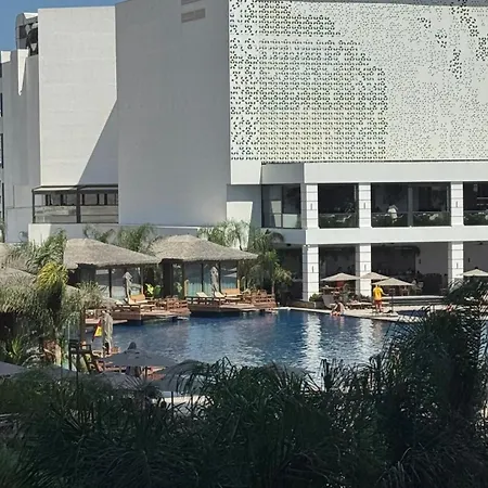 Long Beach, Iskele, Grand Sapphire - Pool View Luxury