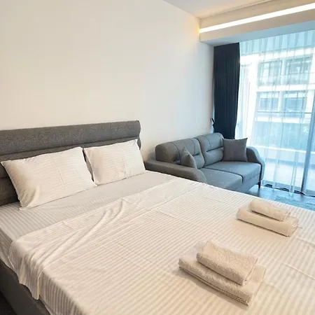 דירה Long Beach, Iskele, Grand Sapphire - Pool View Luxury *