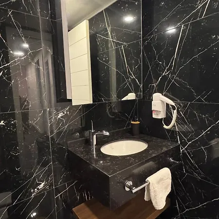 Long Beach, Iskele, Grand Sapphire - Pool View Luxury Apartment Paralimni