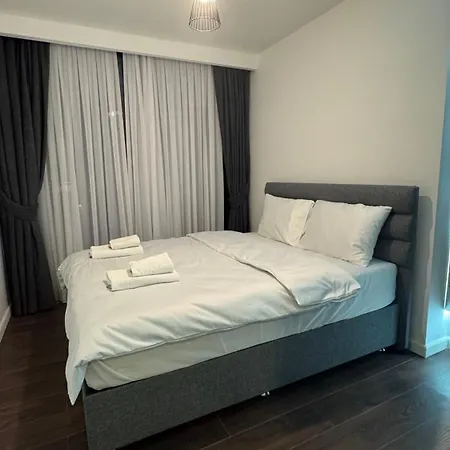 Long Beach, Iskele, Grand Sapphire - Pool View Luxury Apartment *